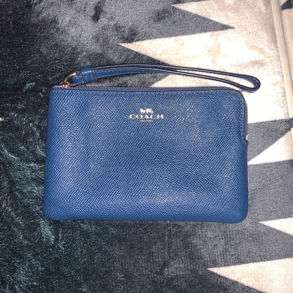 EUC Blue Coach Wristlet